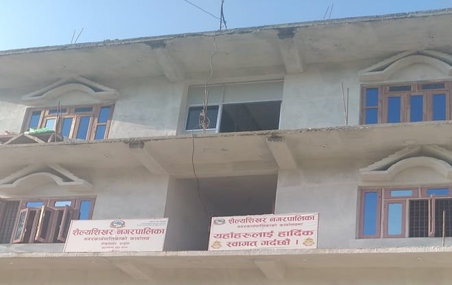 २ लाखको कोटेसन हाल्नेसँग ८० लाखको सम्झौता