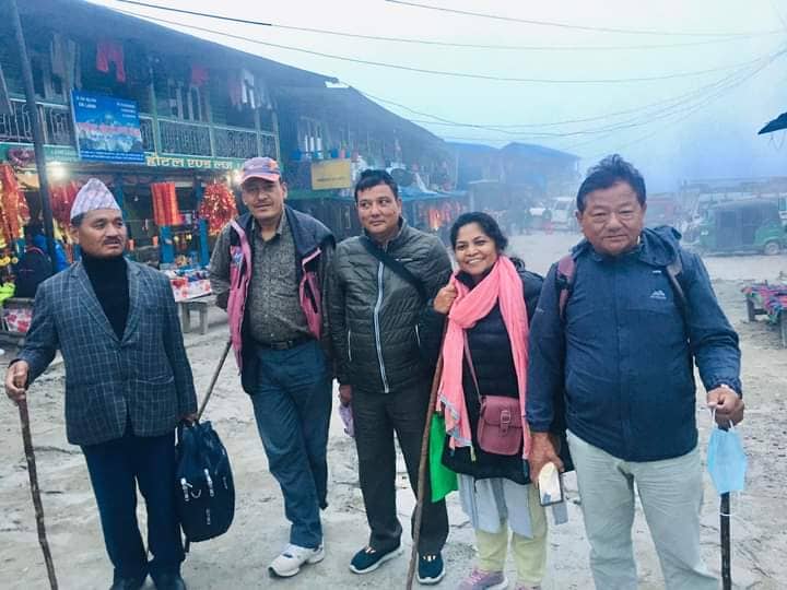 प्रदेशका सासंद घुम्दै नाच्दै रमाउदै मस्तीमा