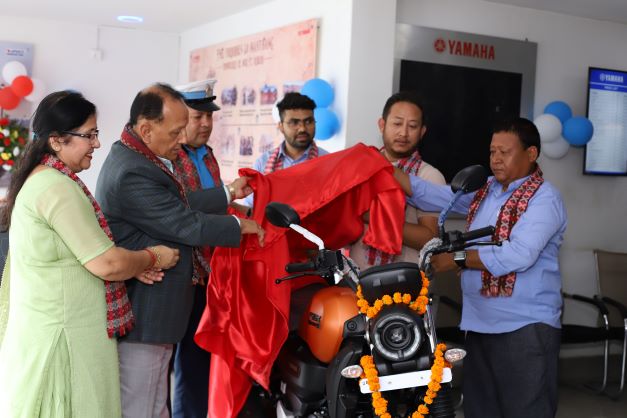 विराटनगर भित्रियो यामाहाको नयाँ बाइक एफ जेड एक्स १५०