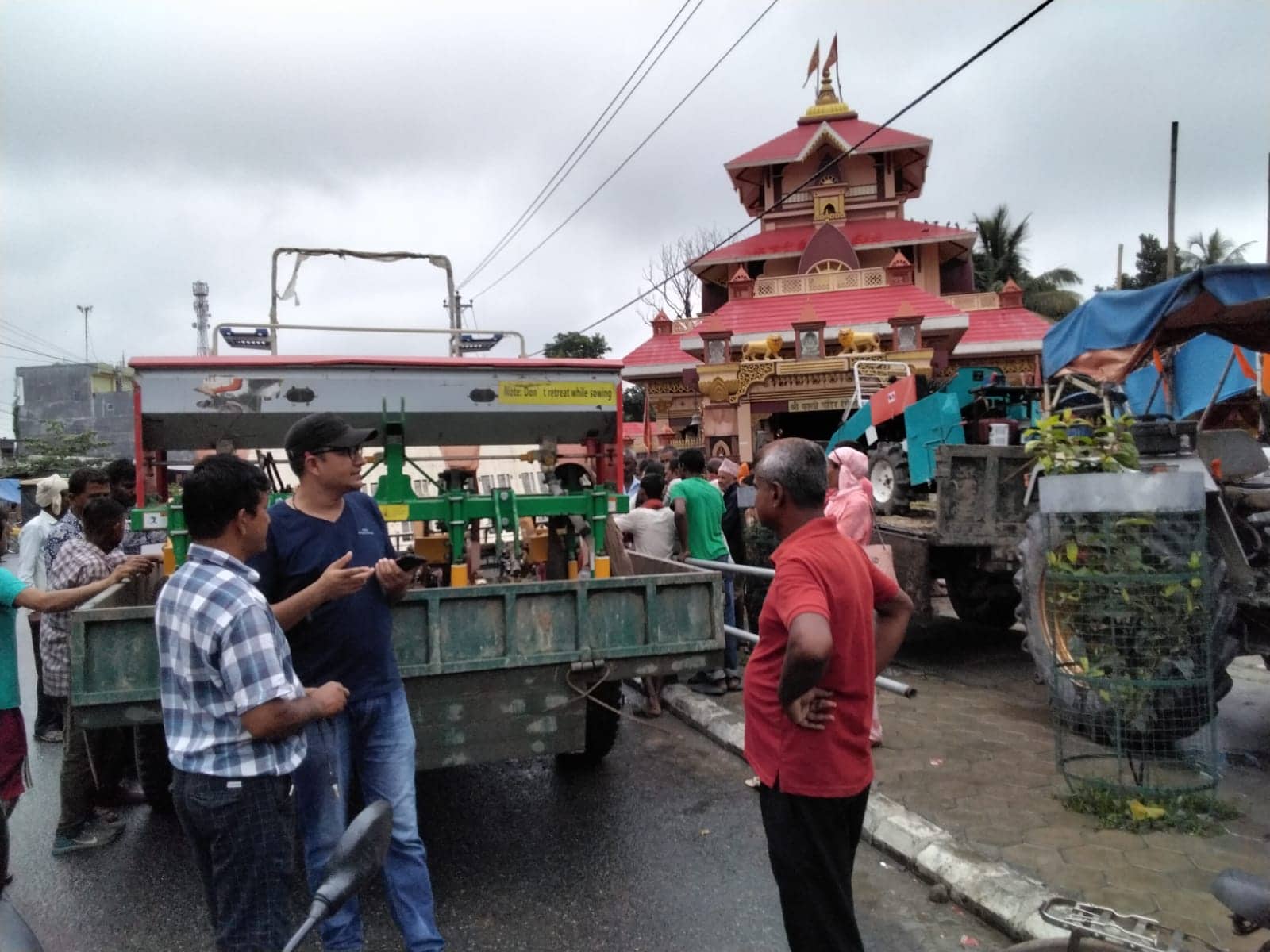 जीवन विकासले ल्यायो किसानलाई लाभ दिने यन्त्र