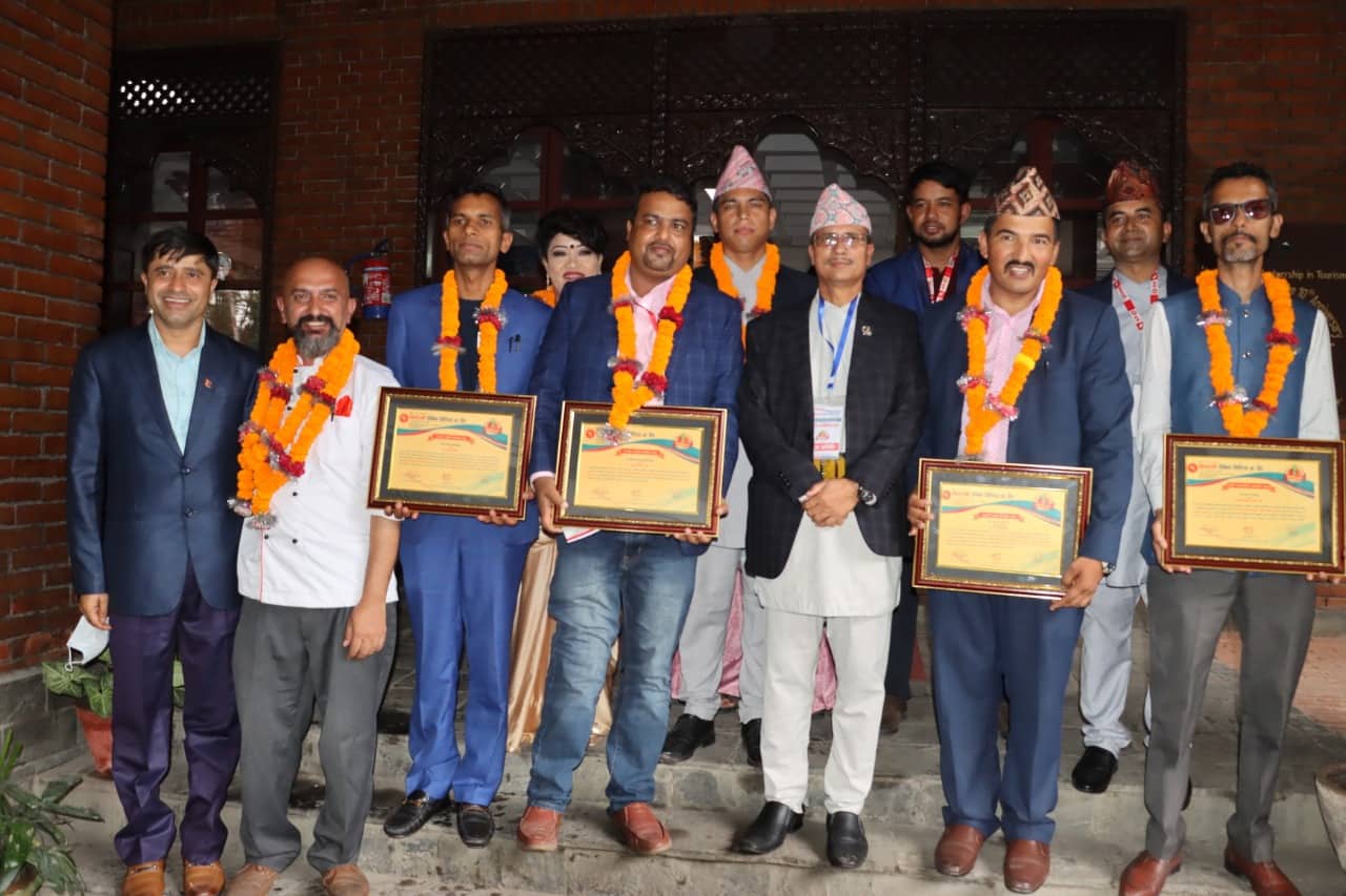 अझै १५ देखी २० वर्ष वैदेशिक रोजगारीको विकल्प छैन : श्रममन्त्री