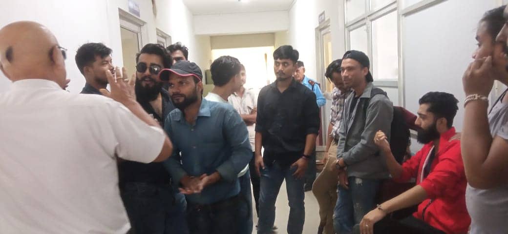 पुर्वाञ्चल विश्वविद्यालयका विद्यार्थी आन्दोलित