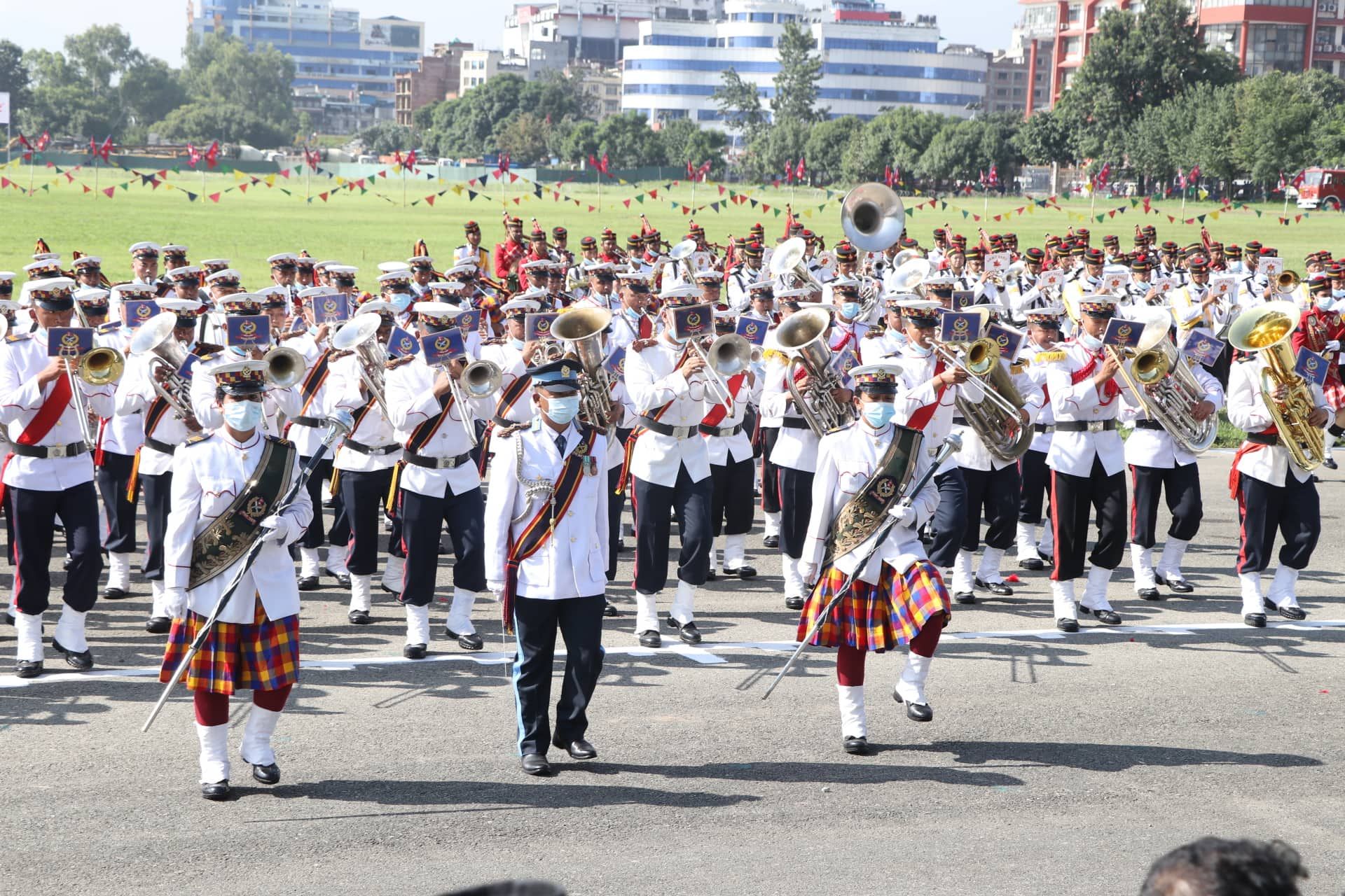 टुँडिखेलमा मनाइयो संविधान दिवस (फाेटाे फिचर)