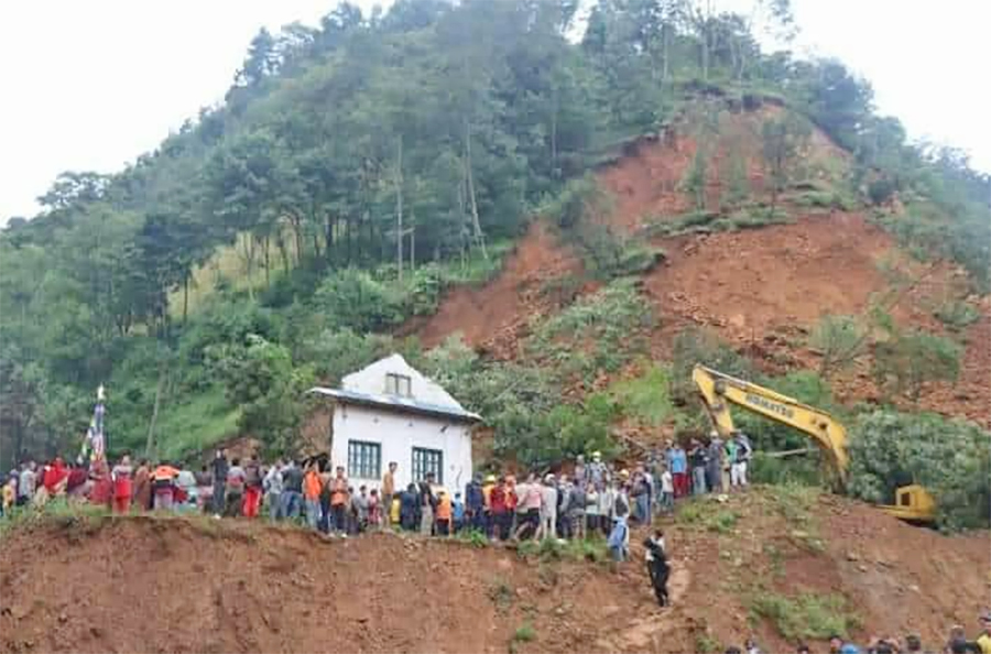 काभ्रेकाे बेथानेचाकमा पहिरो, एकै परिवारका तीनको मृत्यु