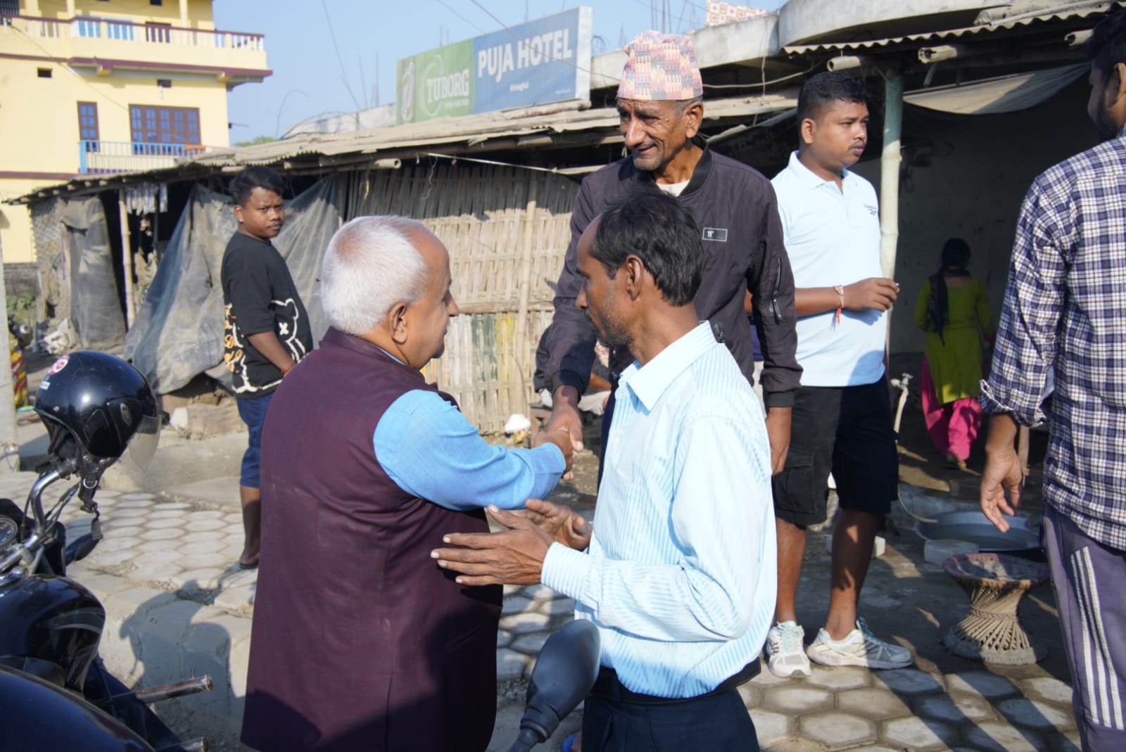 नीति निर्माणसँगै क्षेत्रको विकासमा ध्यान दिन ढकाललाई ग्रामथानका मतदाताको सुझाव