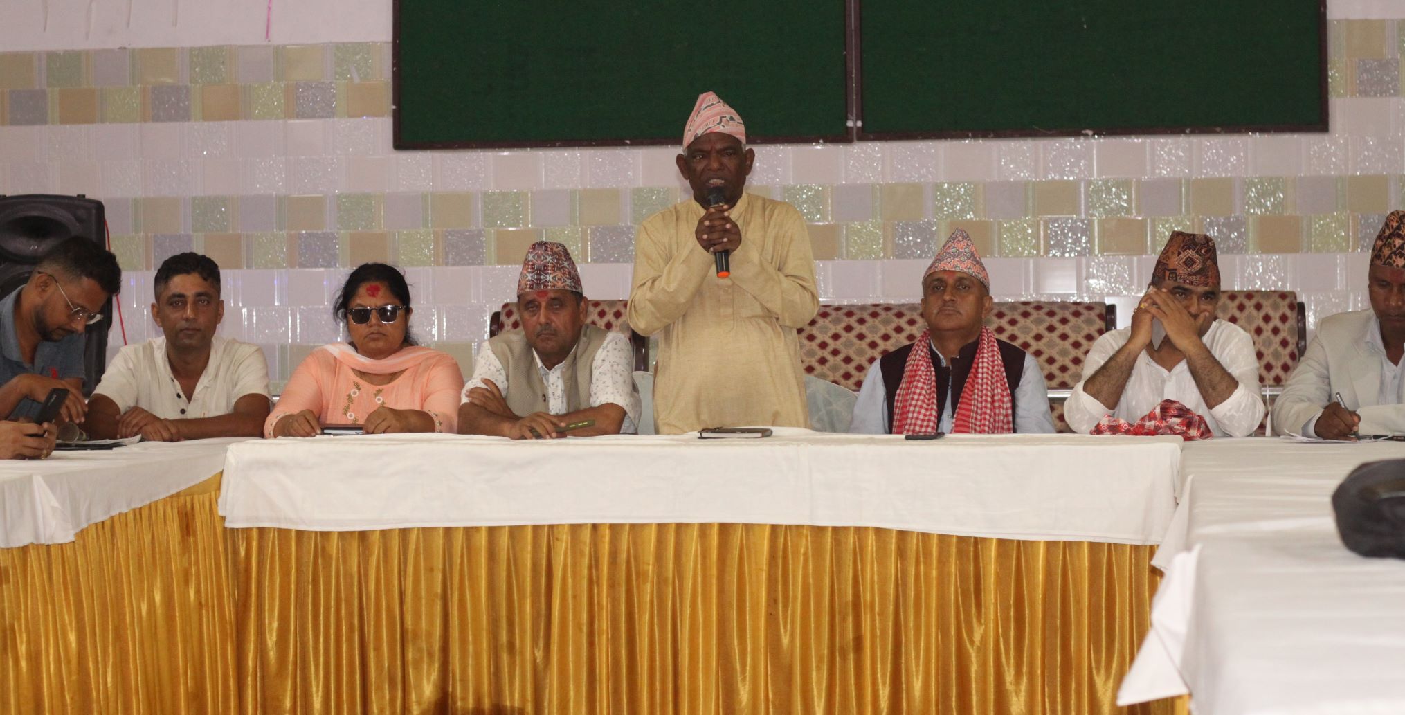 एमाले माेरङका उम्मेदवार भन्छन्ः याे निर्वाचन संविधानकाे पूर्ण कार्यान्वयनका लागि हाे, त्यसैले एमालेले सरकार बनाउँनुपर्छ
