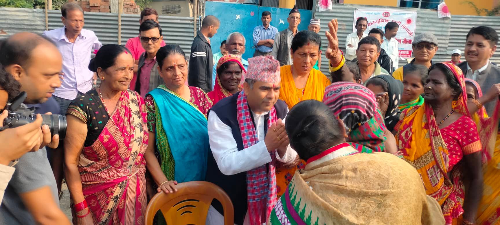 चुनावी माहाेल आफ्नो पक्षमा पार्दै पर्शुराम