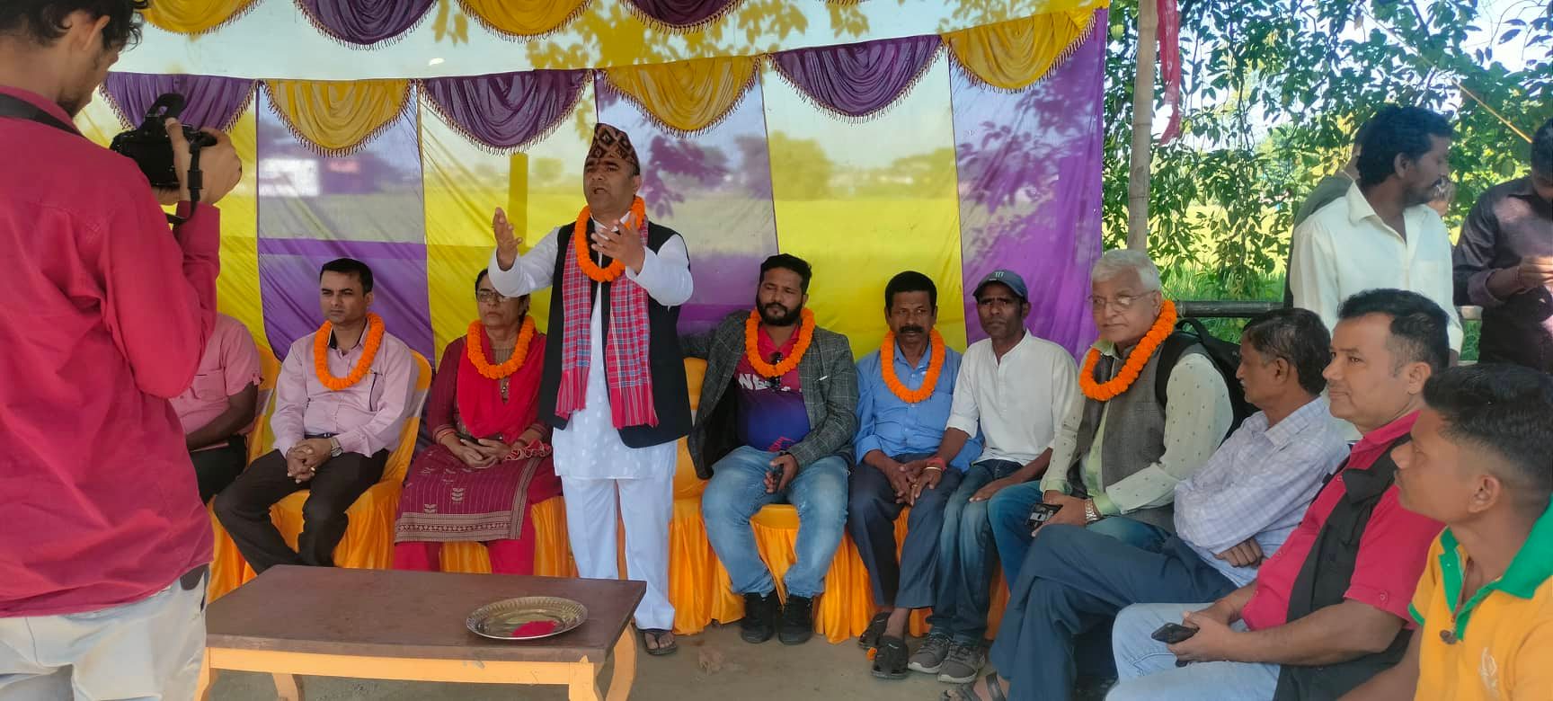गाउँ–गाउँमा शुभकामना, घर–घरमा उम्मेदवार