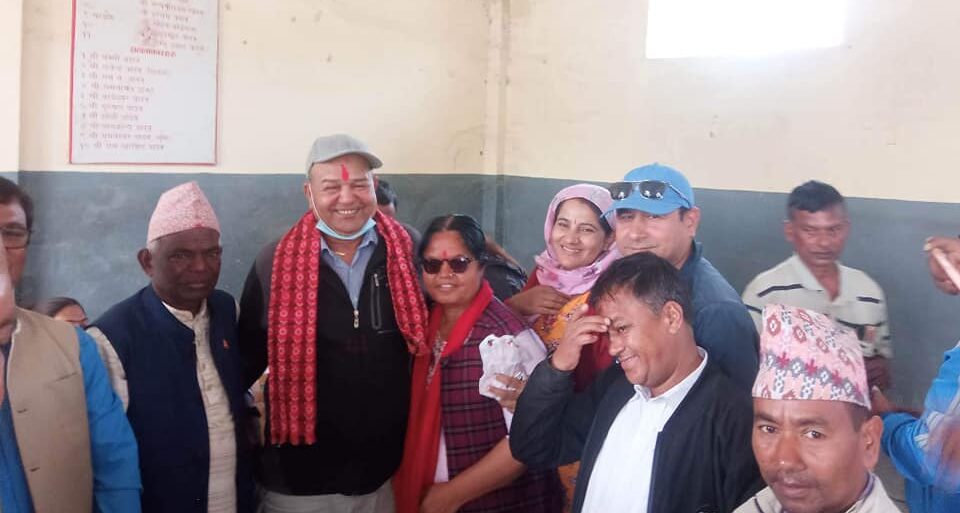 नेकपा एस मोरङका नेता पूर्ण केसी एमालेमै फर्किए