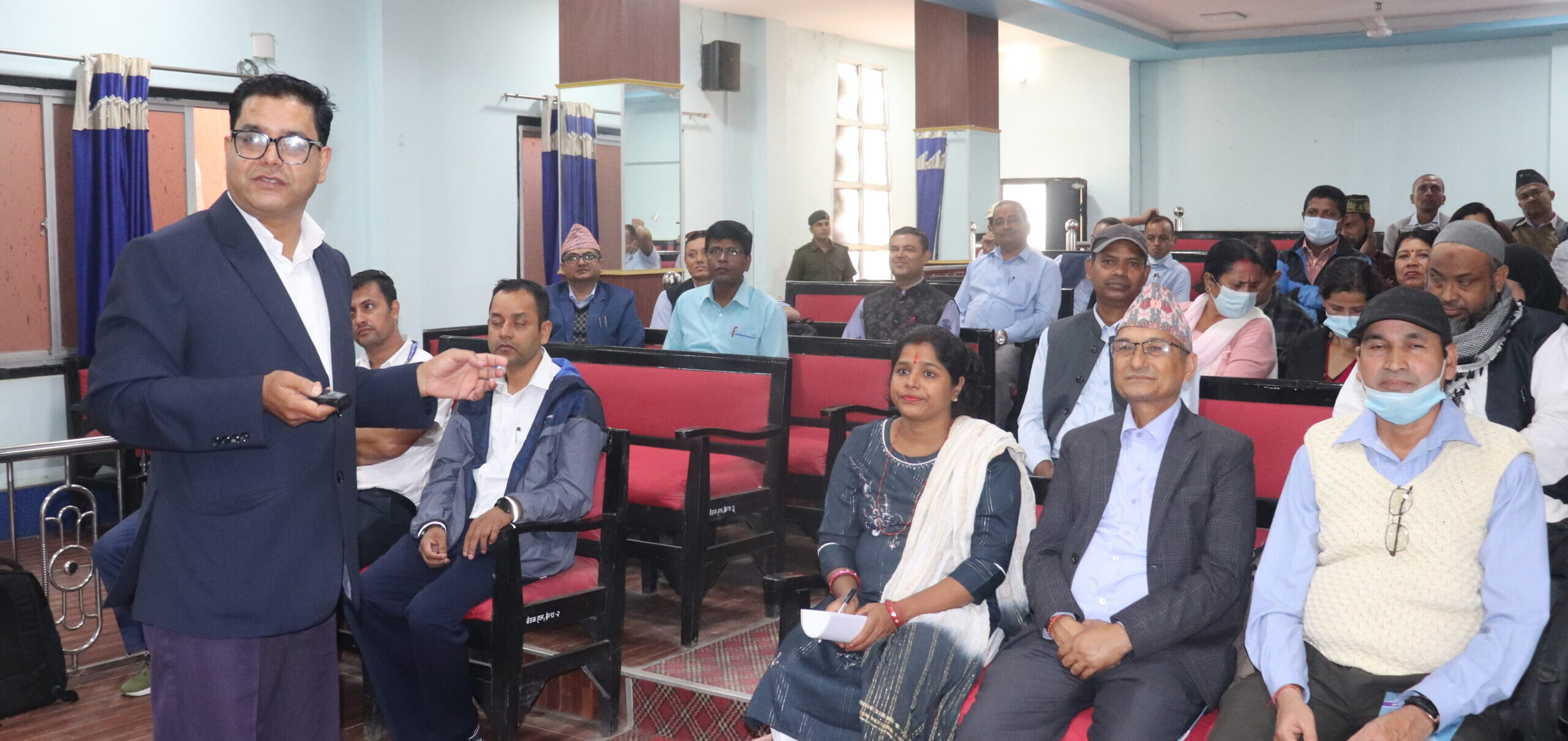 विराटनगरका प्रधानाध्यापकहरूलाई मतदाता शिक्षा