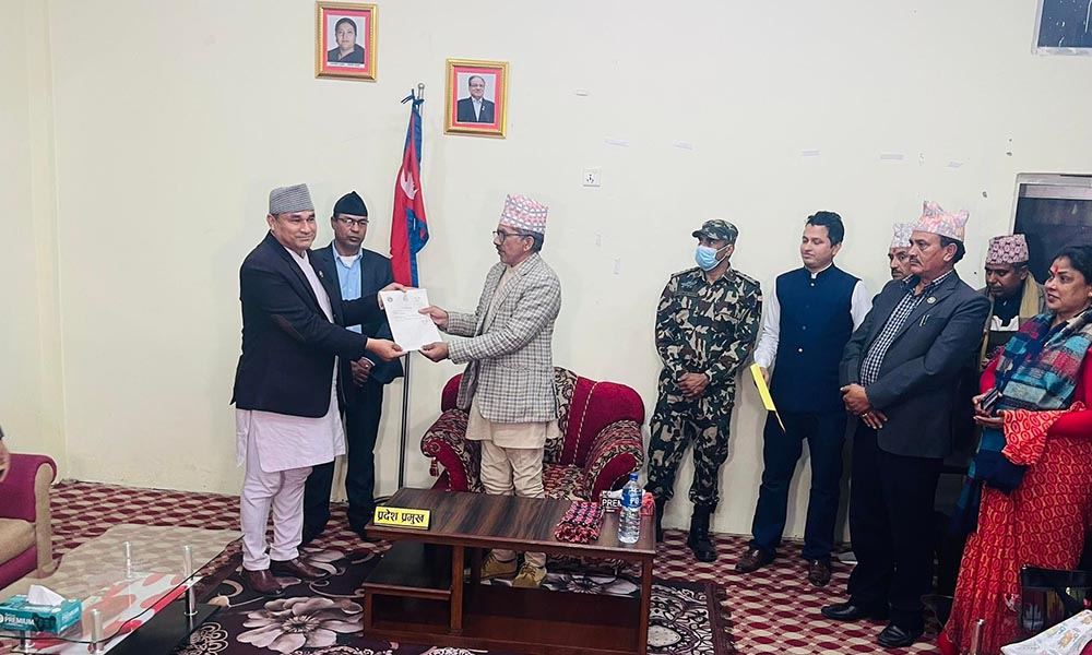 एक महिनामै ढल्याे सुदुरपश्चिमकाे सरकार, नयाँ मुख्यमन्त्रीमा काँग्रेसका शाह नियुक्त