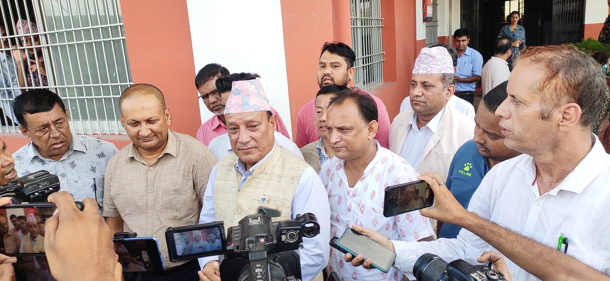 कोशीको मुख्यमन्त्रीमा उद्धव थापा नियुक्त, छैन विश्वासको मत पाउने आधार