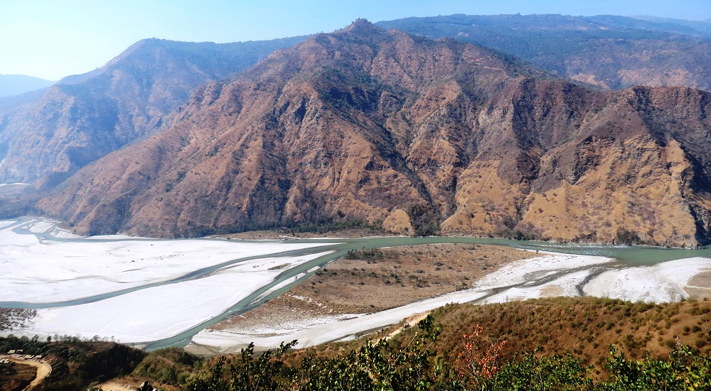 आकर्षक तमोर क्षेत्रमा अझै पुगेनन् पर्यटक