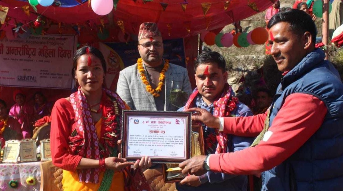 उमेर पुगेर बिहे गर्ने जोडीलाई वडाको सम्मान
