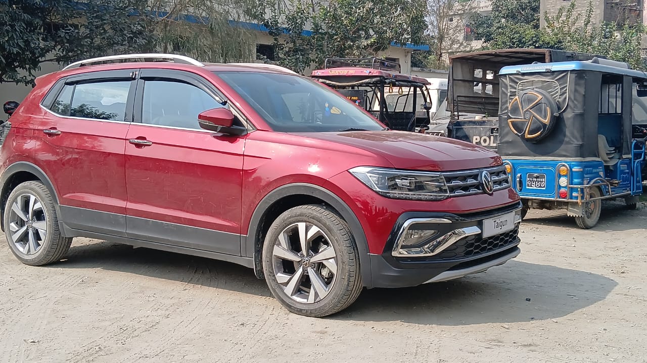 सोरूमबाट चोरी भएको कार सुनसरीमा फेला, एकजना नियन्त्रणमा