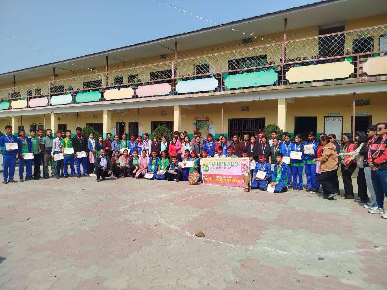 पालिकास्तरीय राष्ट्रपति रनिङ शिल्डमा पदक जित्ने खेलाडी सम्मानित