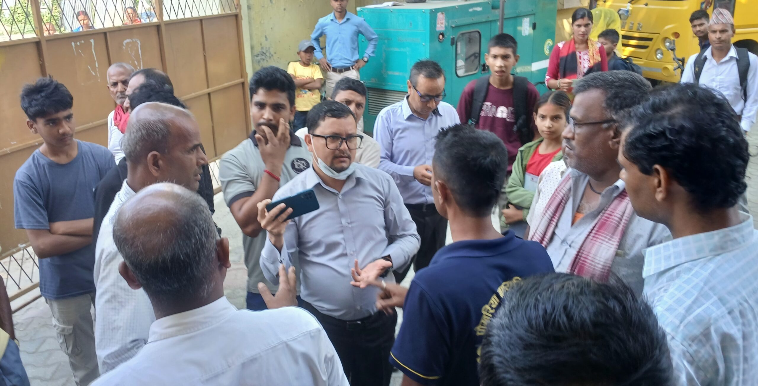 पोखरिया माविमा प्रवेश परीक्षामाथि विवाद : शिक्षक महासंघ र अभिभावक आमनेसामने