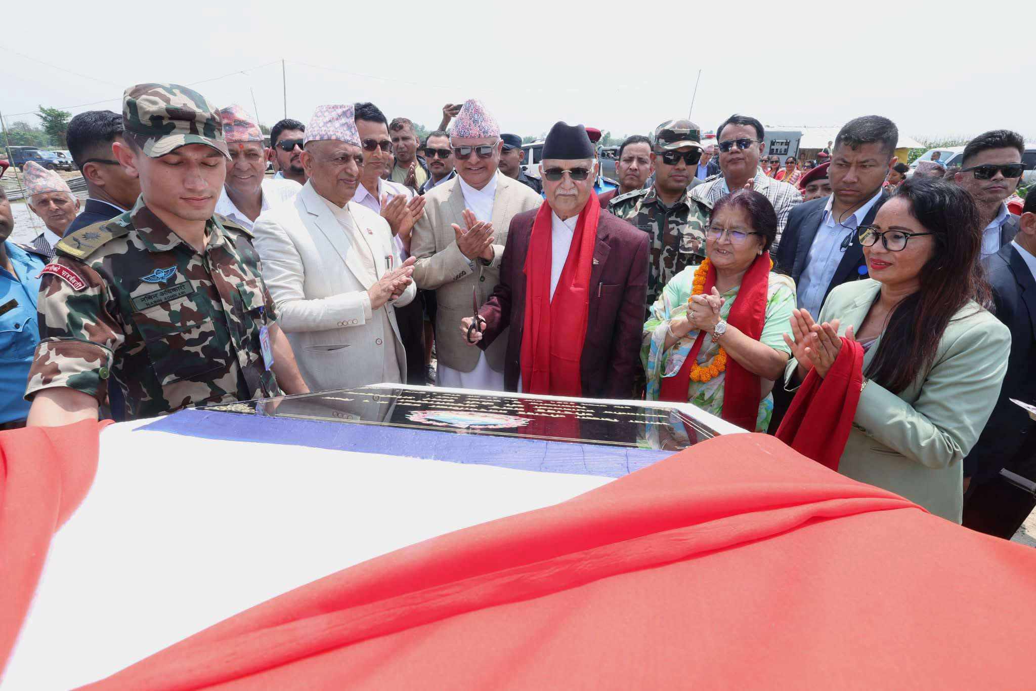 अलपत्र योजना निर्माणमा सरकारको प्राथमिकता : प्रधानमन्त्री ओली