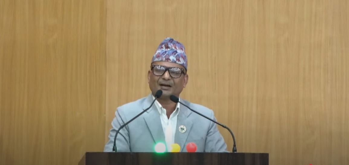 सामुदायिक विद्यालयमा स्कुल बस दिन सांसद उप्रेतीको माग