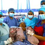 मोलुङमा तिम्ल्याहा शिशु जन्माएकी आमालाई ५० हजार रुपैयाँ आर्थिक सहायता
